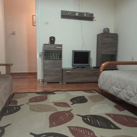 西亚蒂斯塔Tanias House公寓 外观 照片